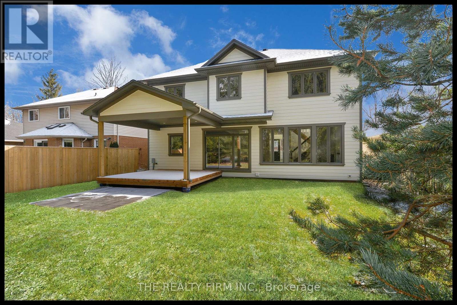 285 Elizabeth Street, Southwest Middlesex, Ontario  N0L 1M0 - Photo 39 - X12641886