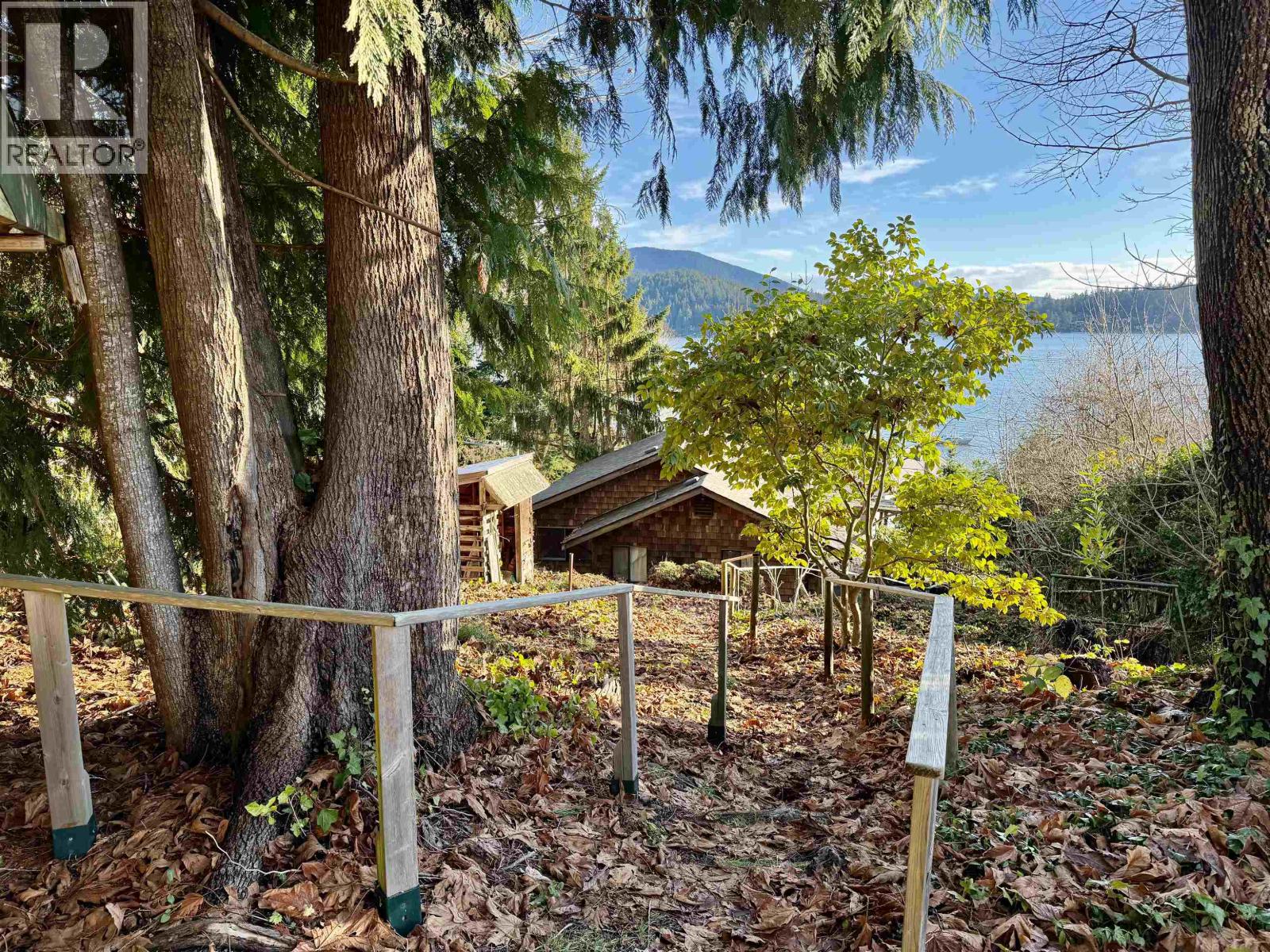 619 Marine Drive, Gibsons, British Columbia  V0N 1V1 - Photo 15 - R3074459