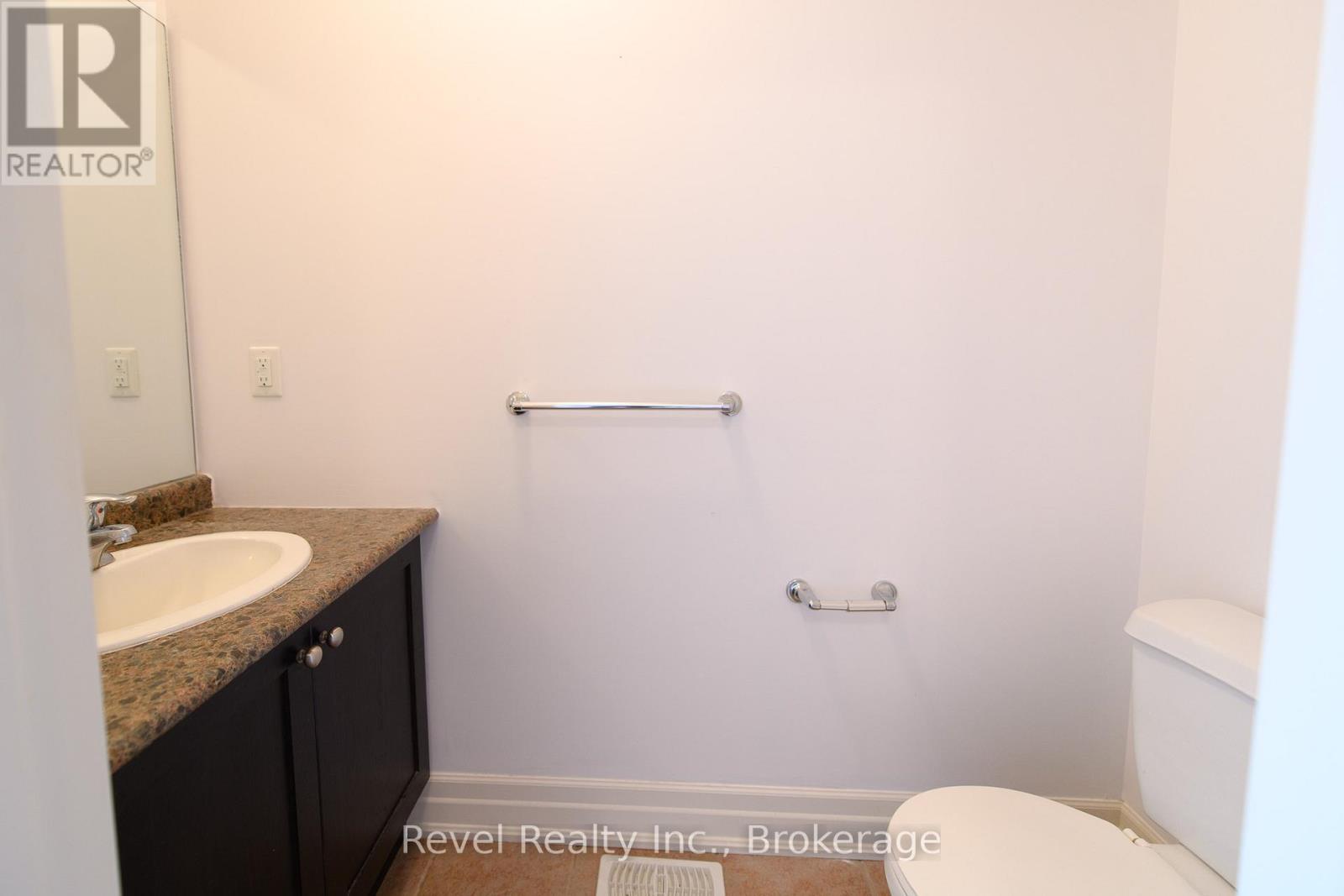 4 - 64 River Road E, Wasaga Beach, Ontario  L9Z 2L1 - Photo 10 - S12641880