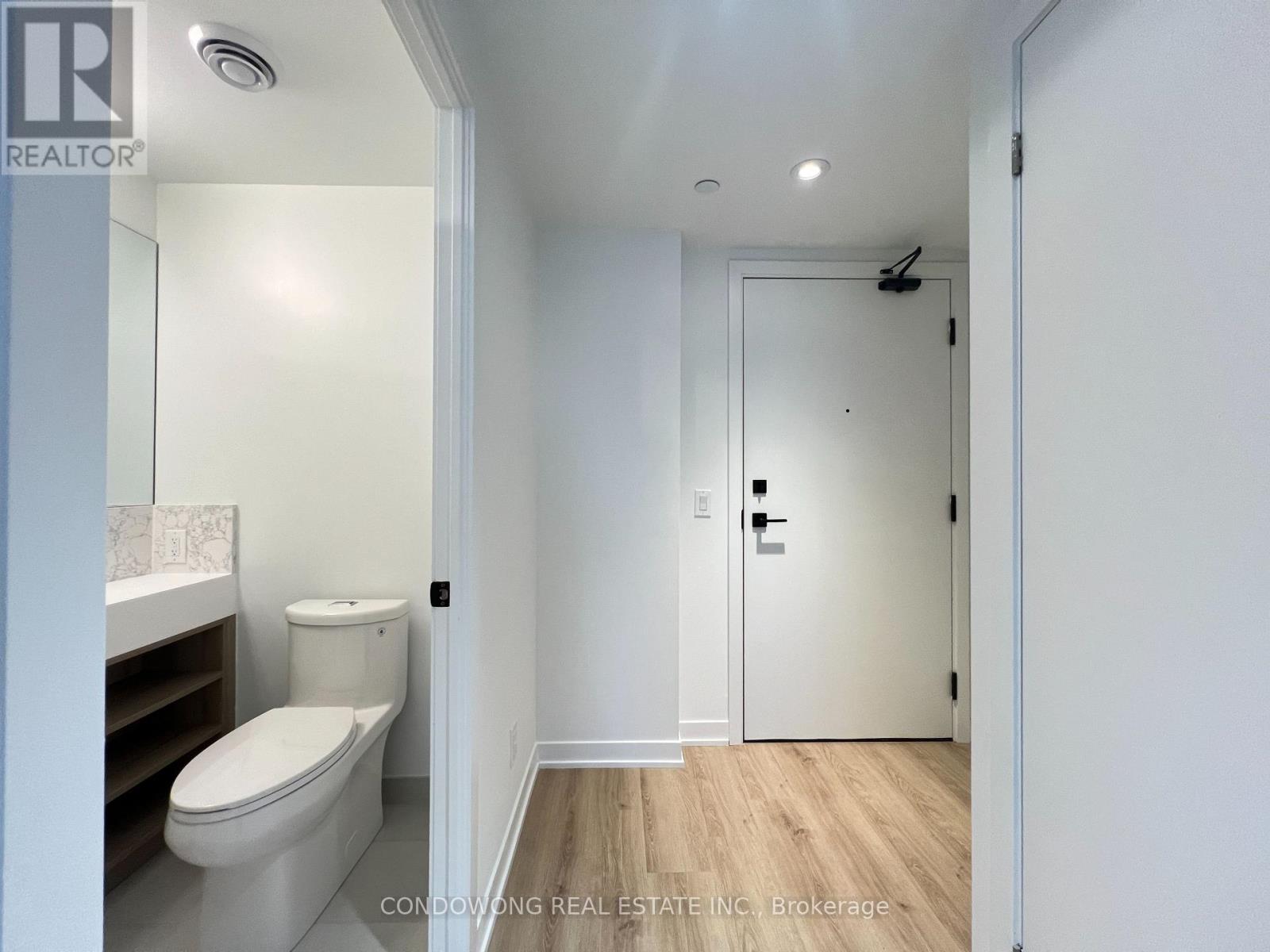 2102 - 319 Jarvis Street, Toronto, Ontario  M5B 0C8 - Photo 2 - C12641908