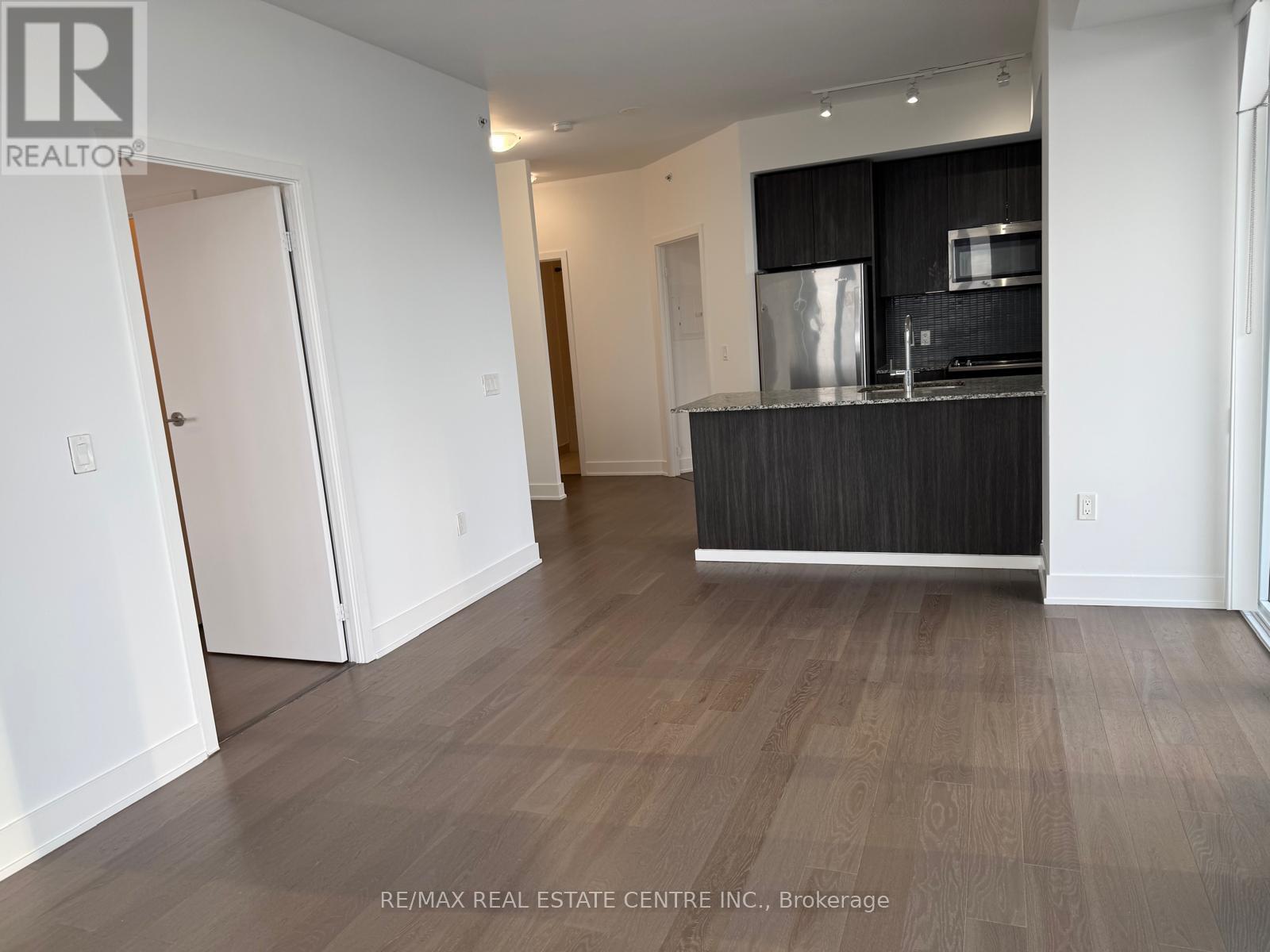 1607 - 20 Shore Breeze Drive, Toronto, Ontario  M8V 0C7 - Photo 12 - W12641854