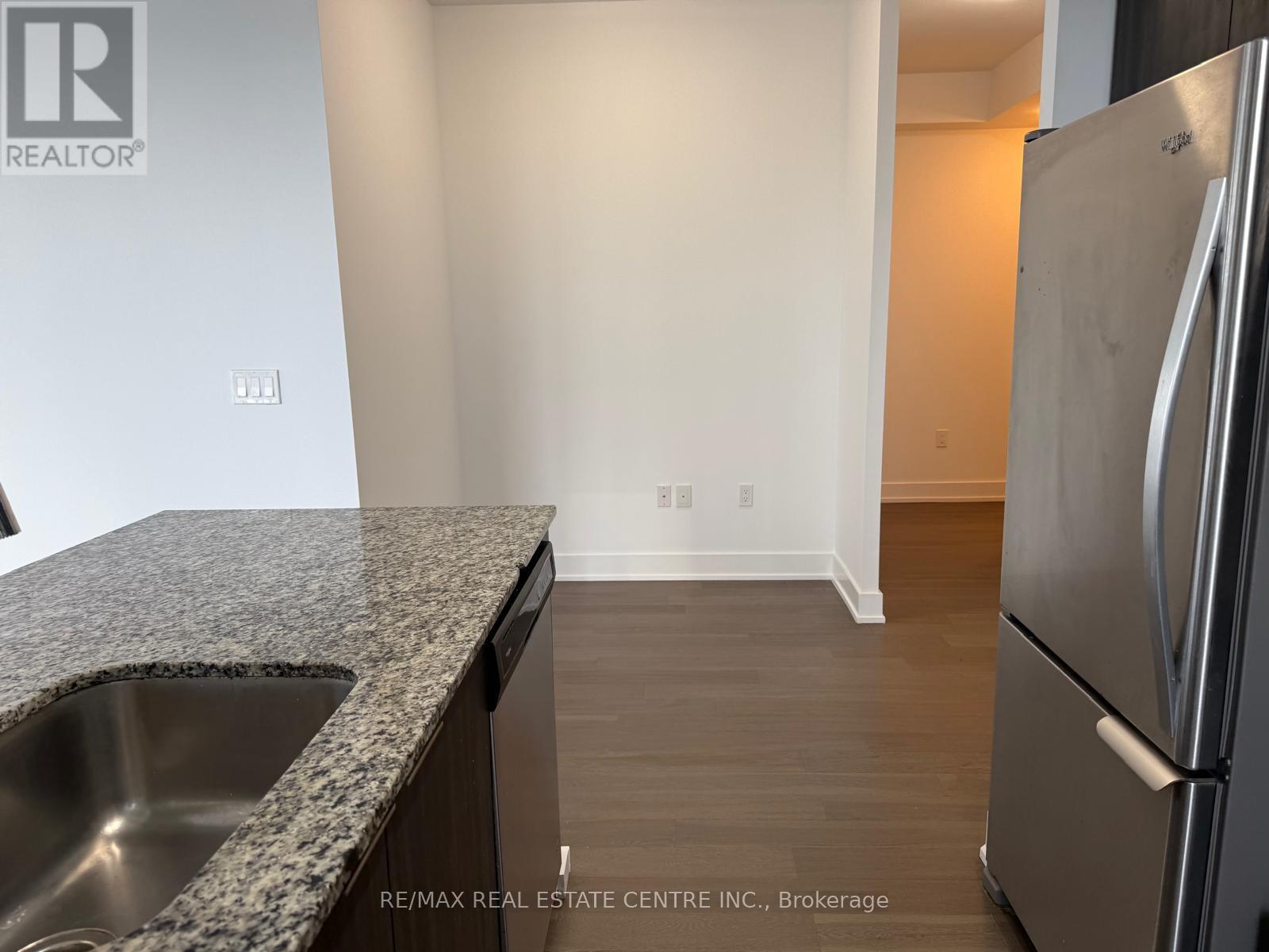 1607 - 20 Shore Breeze Drive, Toronto, Ontario  M8V 0C7 - Photo 8 - W12641854