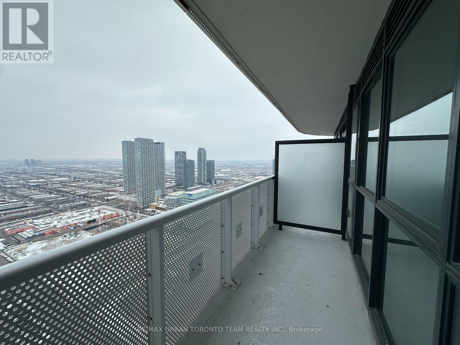 4805 - 8 Interchange Way, Vaughan, Ontario  L4K 5Z7 - Photo 11 - N12641898