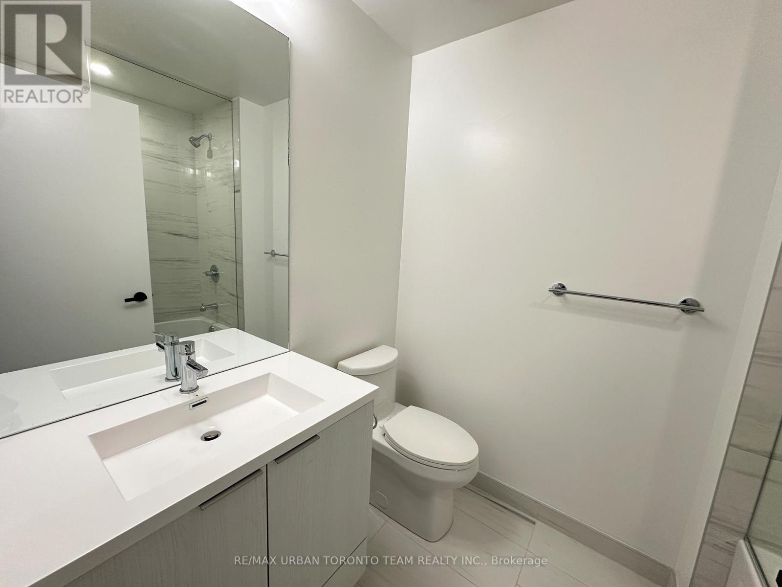 4805 - 8 Interchange Way, Vaughan, Ontario  L4K 5Z7 - Photo 12 - N12641898