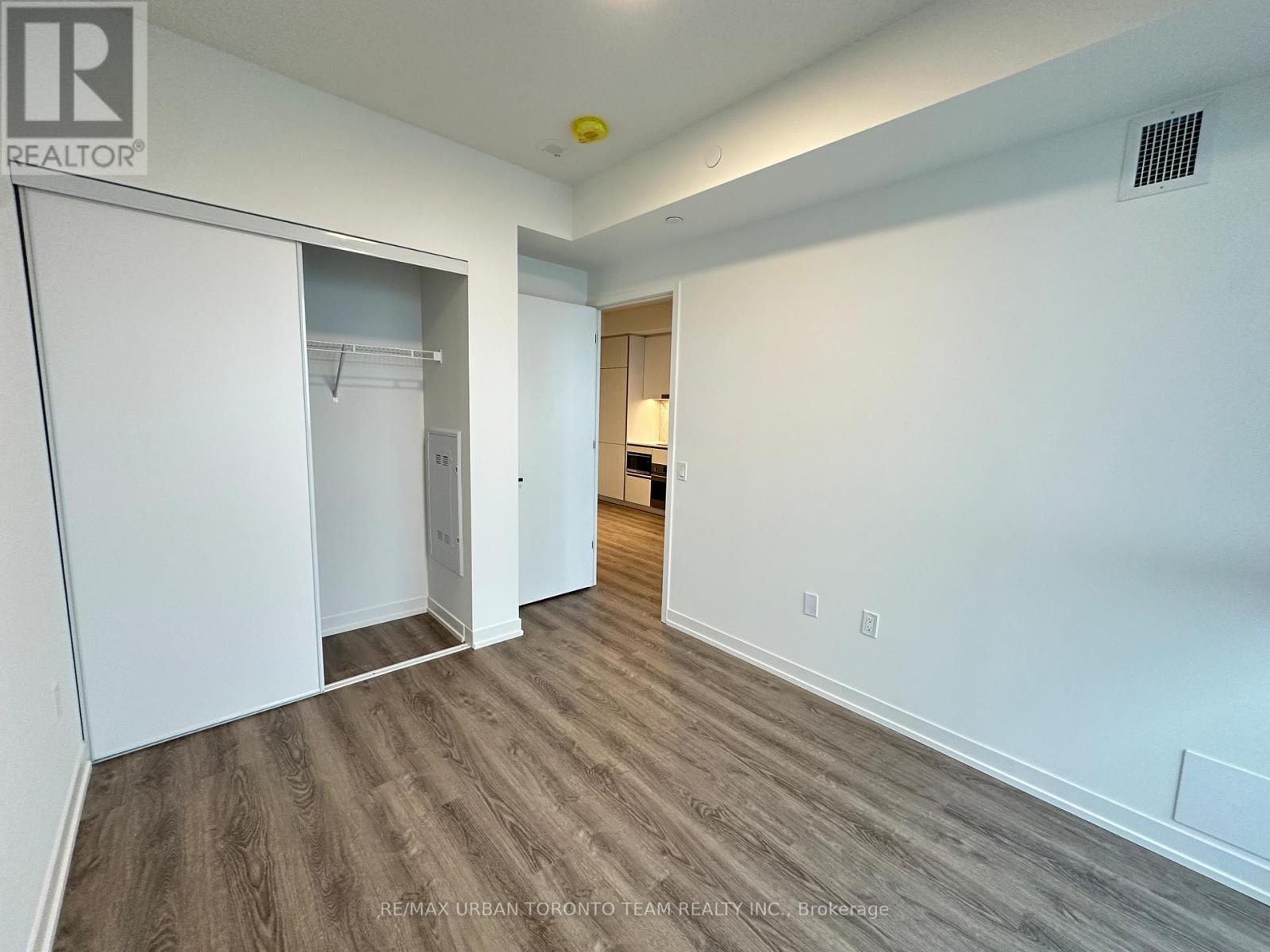 4805 - 8 Interchange Way, Vaughan, Ontario  L4K 5Z7 - Photo 8 - N12641898