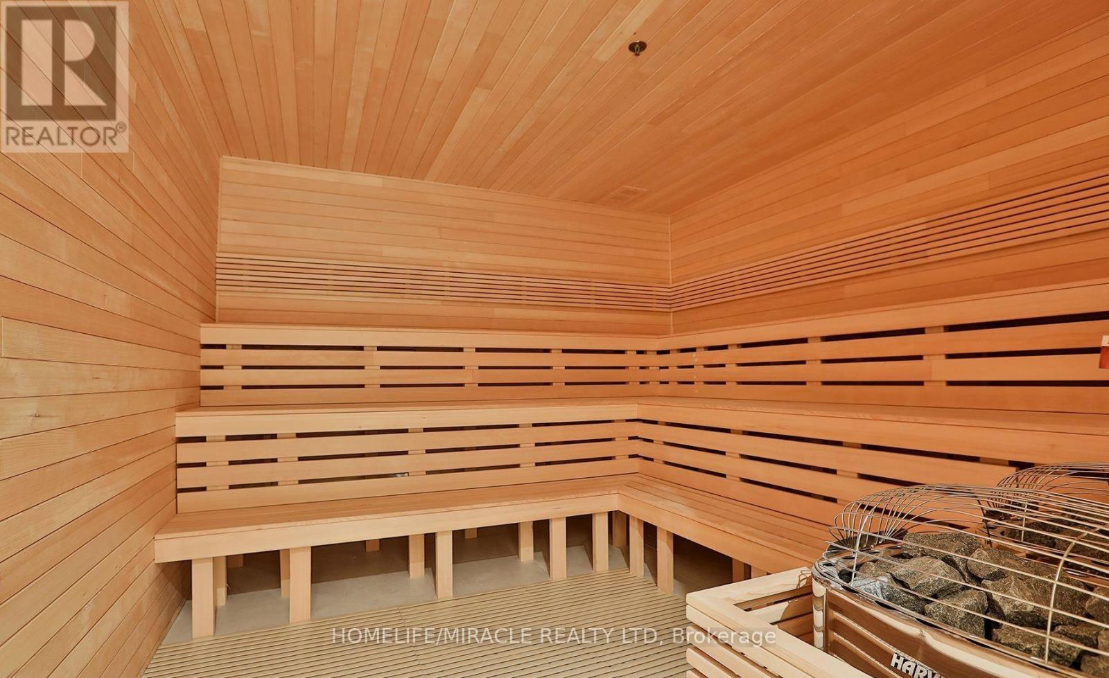 2701 - 395 Square One Drive, Mississauga, Ontario  L5B 0P6 - Photo 12 - W12641892