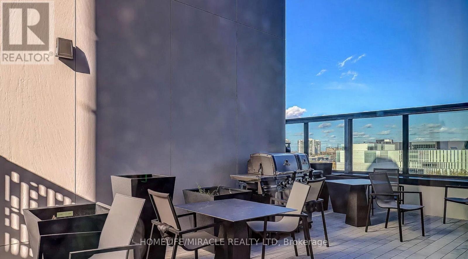 2701 - 395 Square One Drive, Mississauga, Ontario  L5B 0P6 - Photo 3 - W12641892