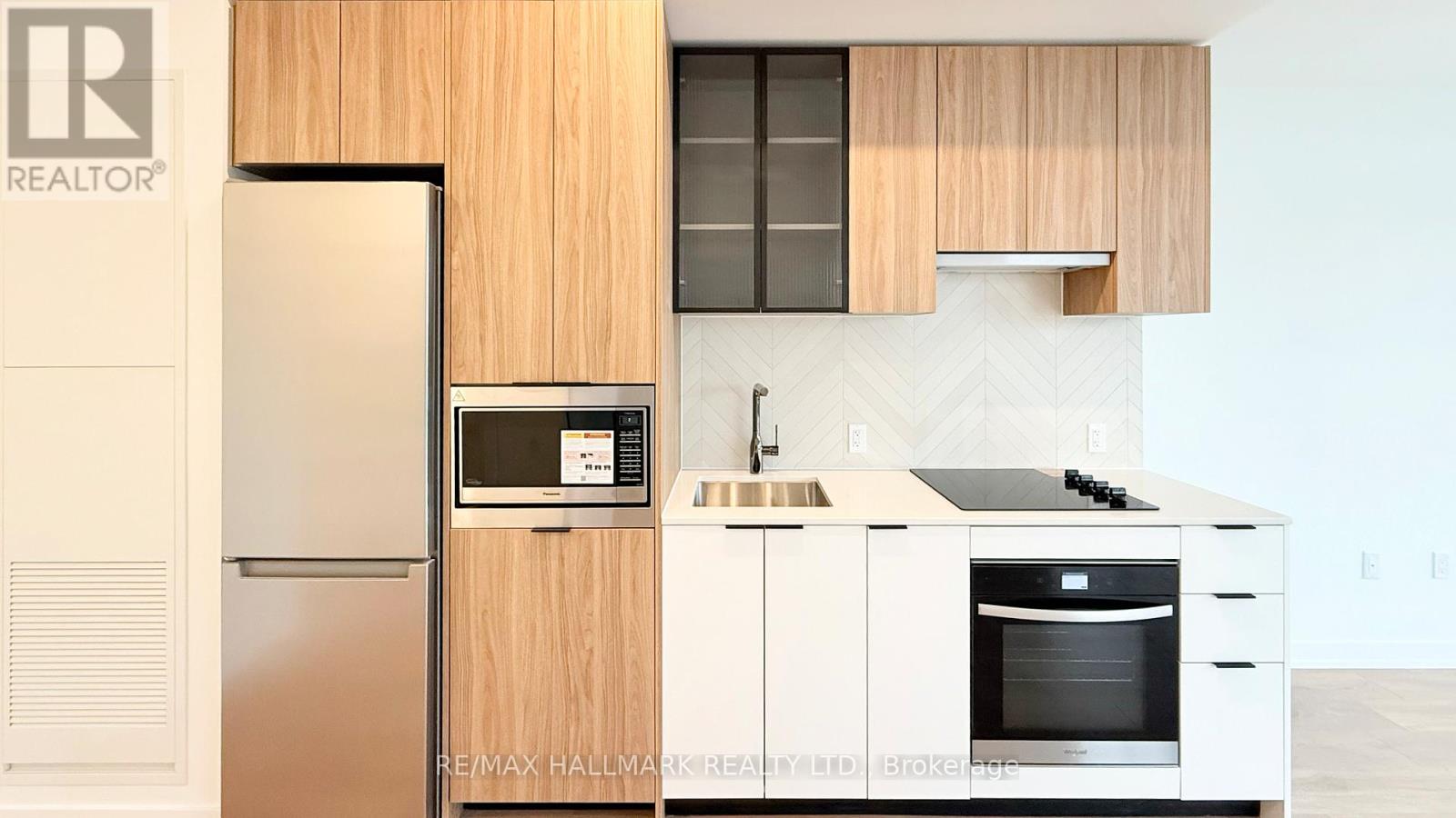 617 - 1037 The Queensway, Toronto, Ontario  M8Z 0C6 - Photo 5 - W12641906