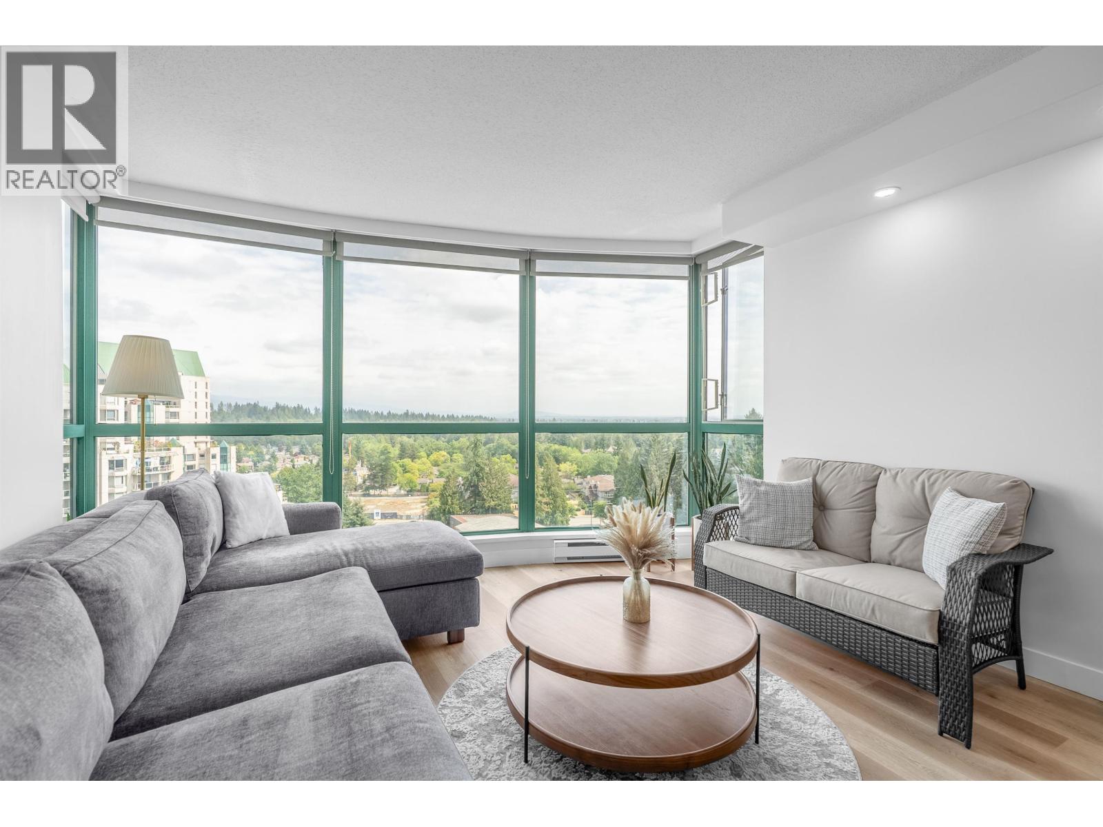 1605 3071 Glen Drive, Coquitlam, British Columbia  V3B 7R1 - Photo 9 - R3074416