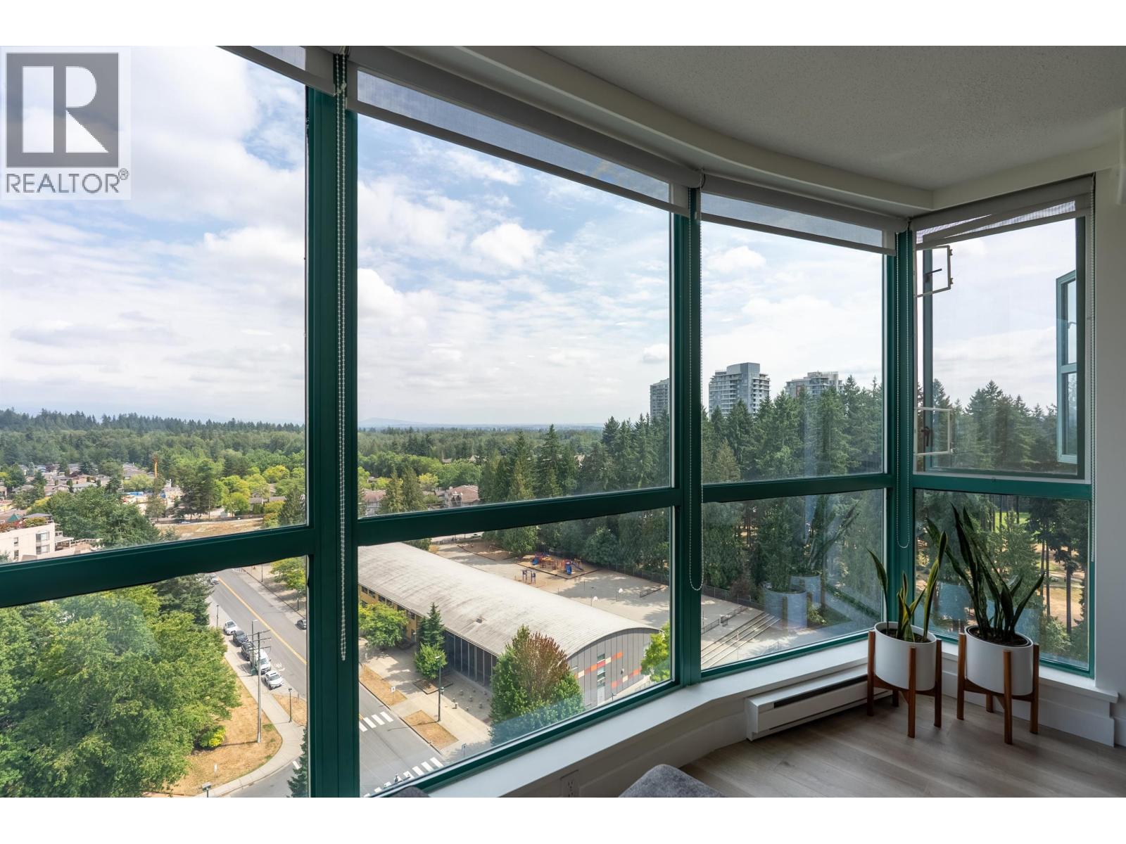 1605 3071 Glen Drive, Coquitlam, British Columbia  V3B 7R1 - Photo 21 - R3074416