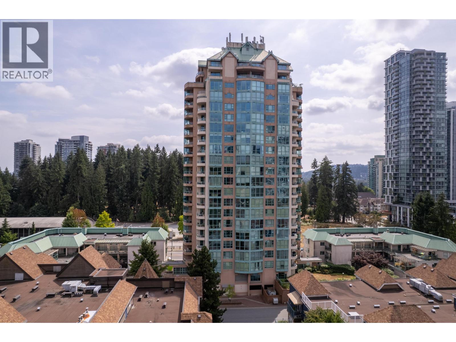 1605 3071 Glen Drive, Coquitlam, British Columbia  V3B 7R1 - Photo 35 - R3074416