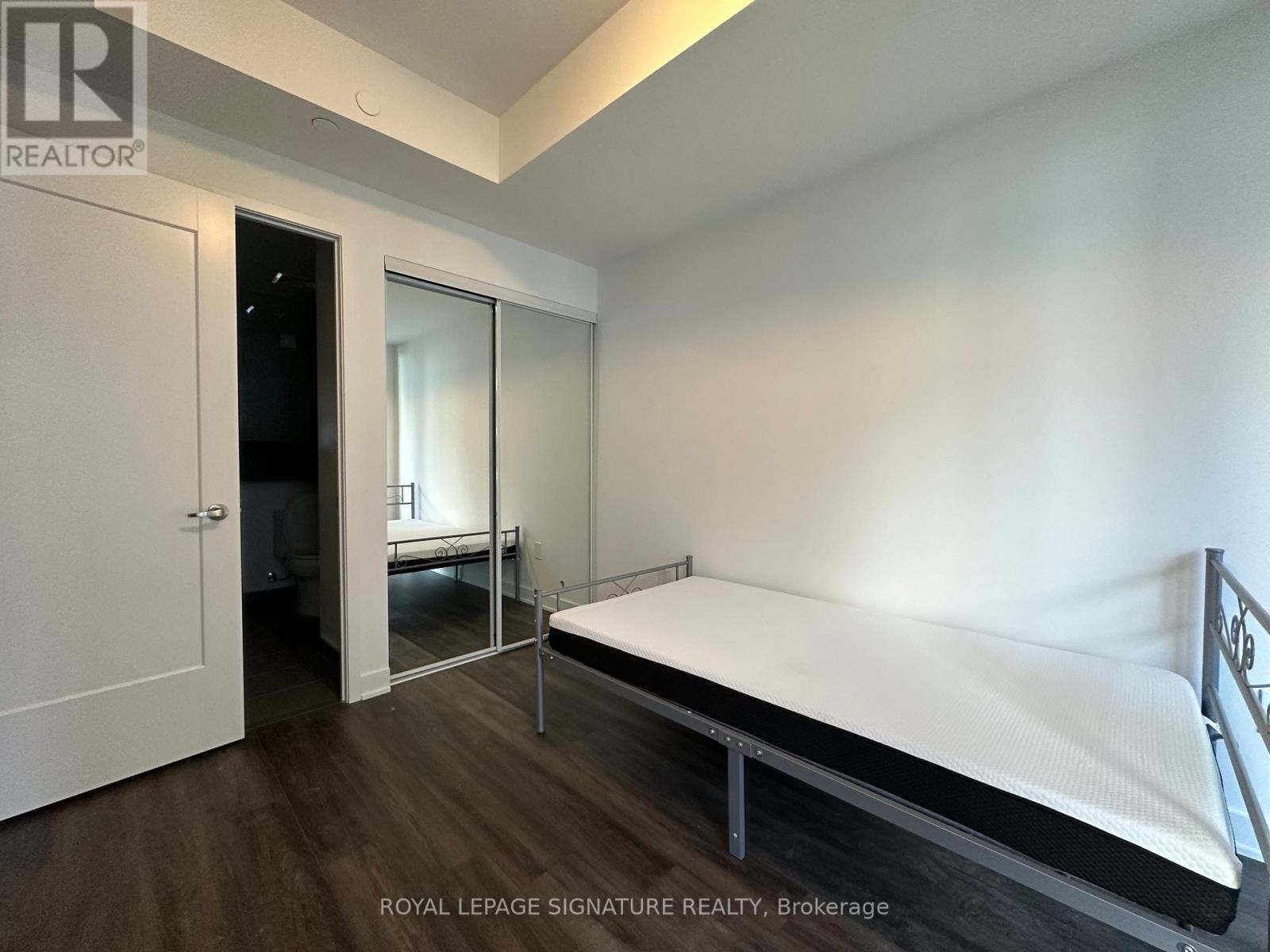 1639 - 135 Lower Sherbourne Street, Toronto, Ontario  M5A 1Y4 - Photo 5 - C12592292