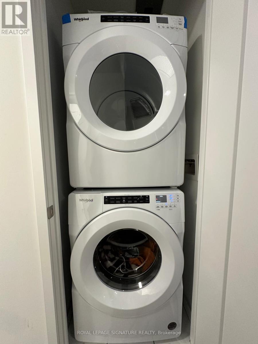 1639 - 135 Lower Sherbourne Street, Toronto, Ontario  M5A 1Y4 - Photo 11 - C12592292