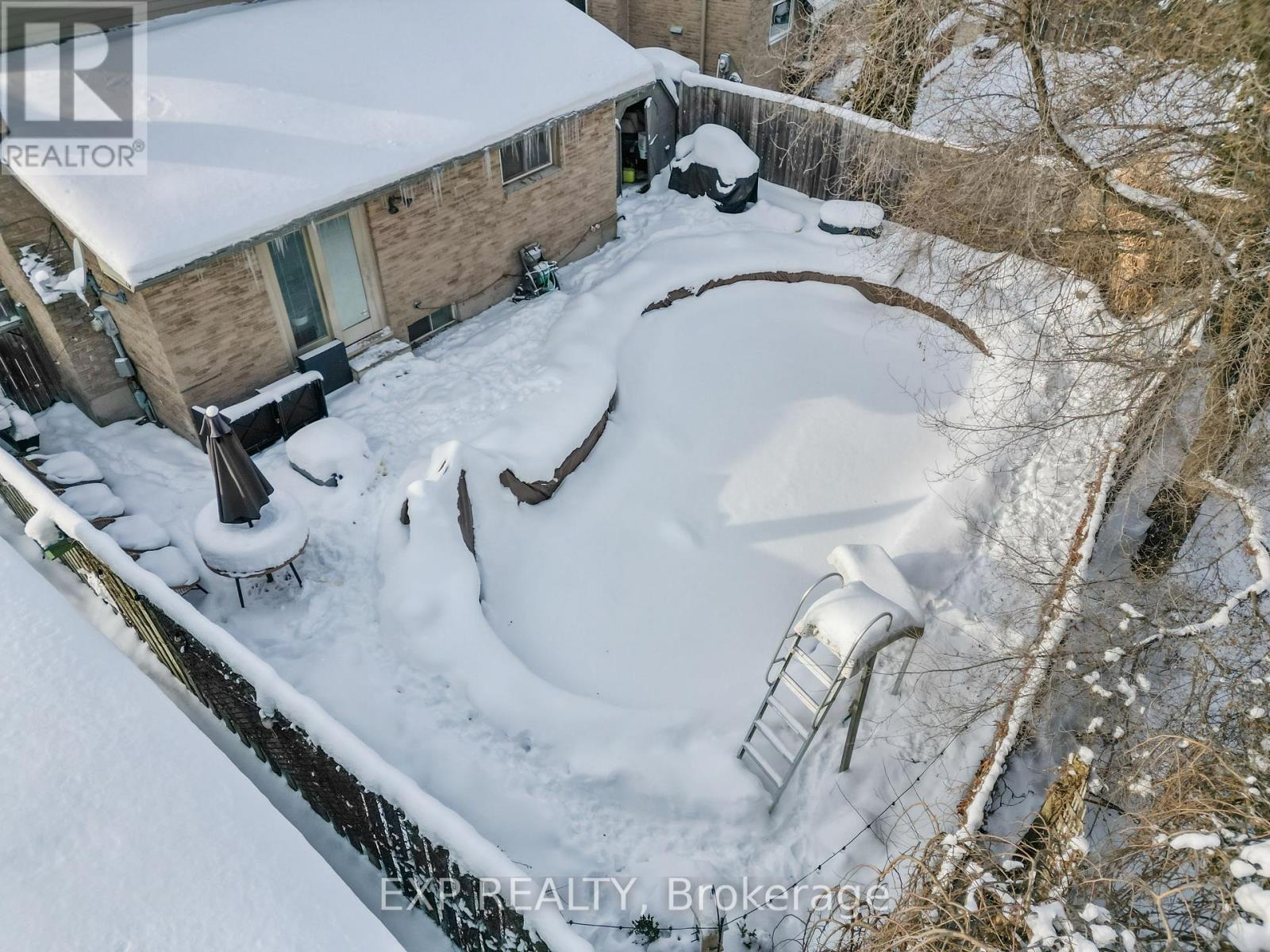 16 Edmunds Crescent, London South, Ontario  N5Z 4J2 - Photo 24 - X12641968