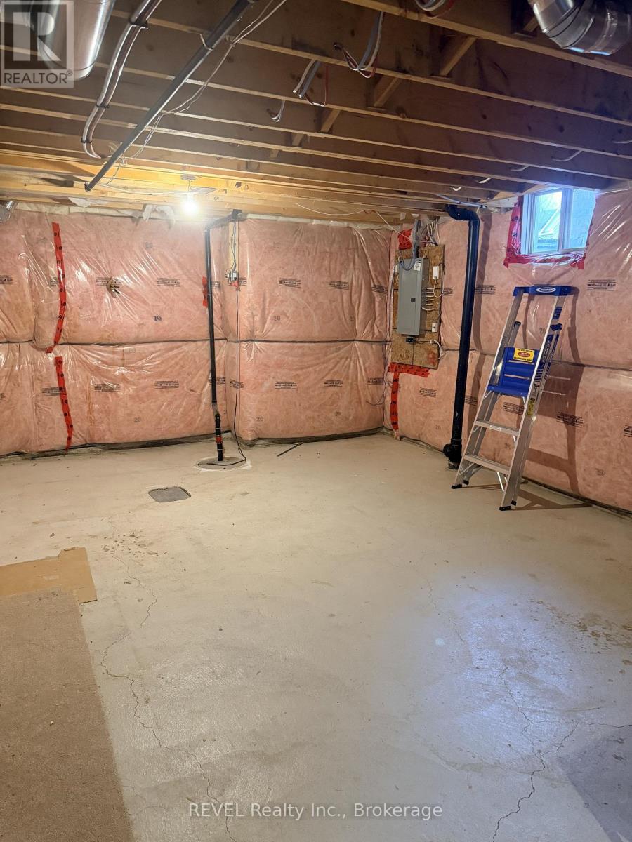 7969 Buckeye Crescent, Niagara Falls, Ontario  L2H 2Y6 - Photo 27 - X12641920