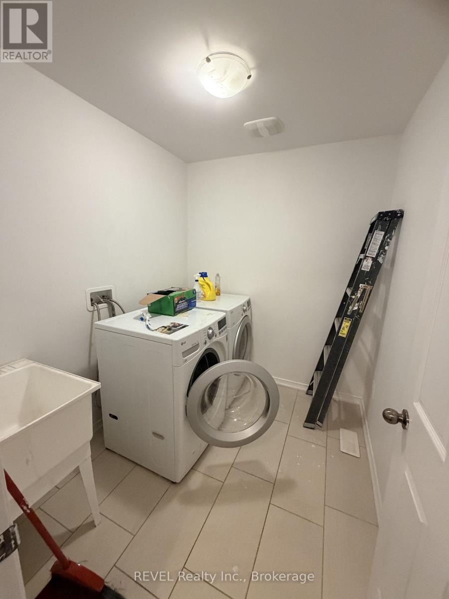 7969 Buckeye Crescent, Niagara Falls, Ontario  L2H 2Y6 - Photo 8 - X12641920