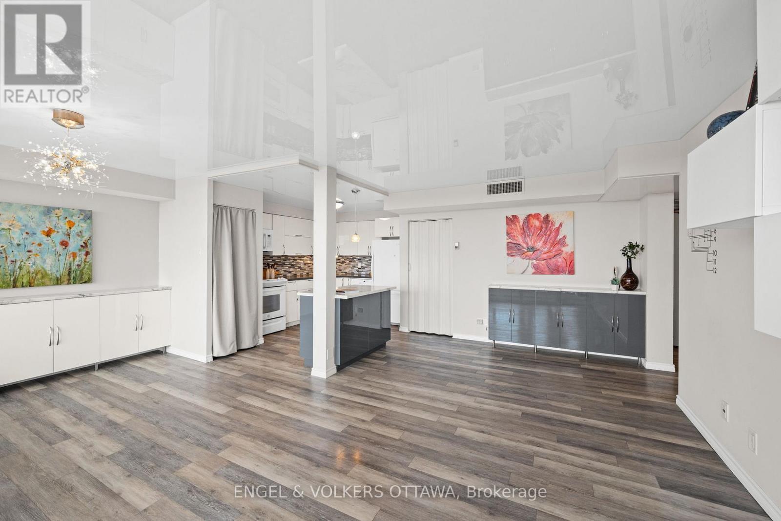 1007 - 1195 Richmond Road, Ottawa, Ontario  K2B 8E4 - Photo 8 - X12479252