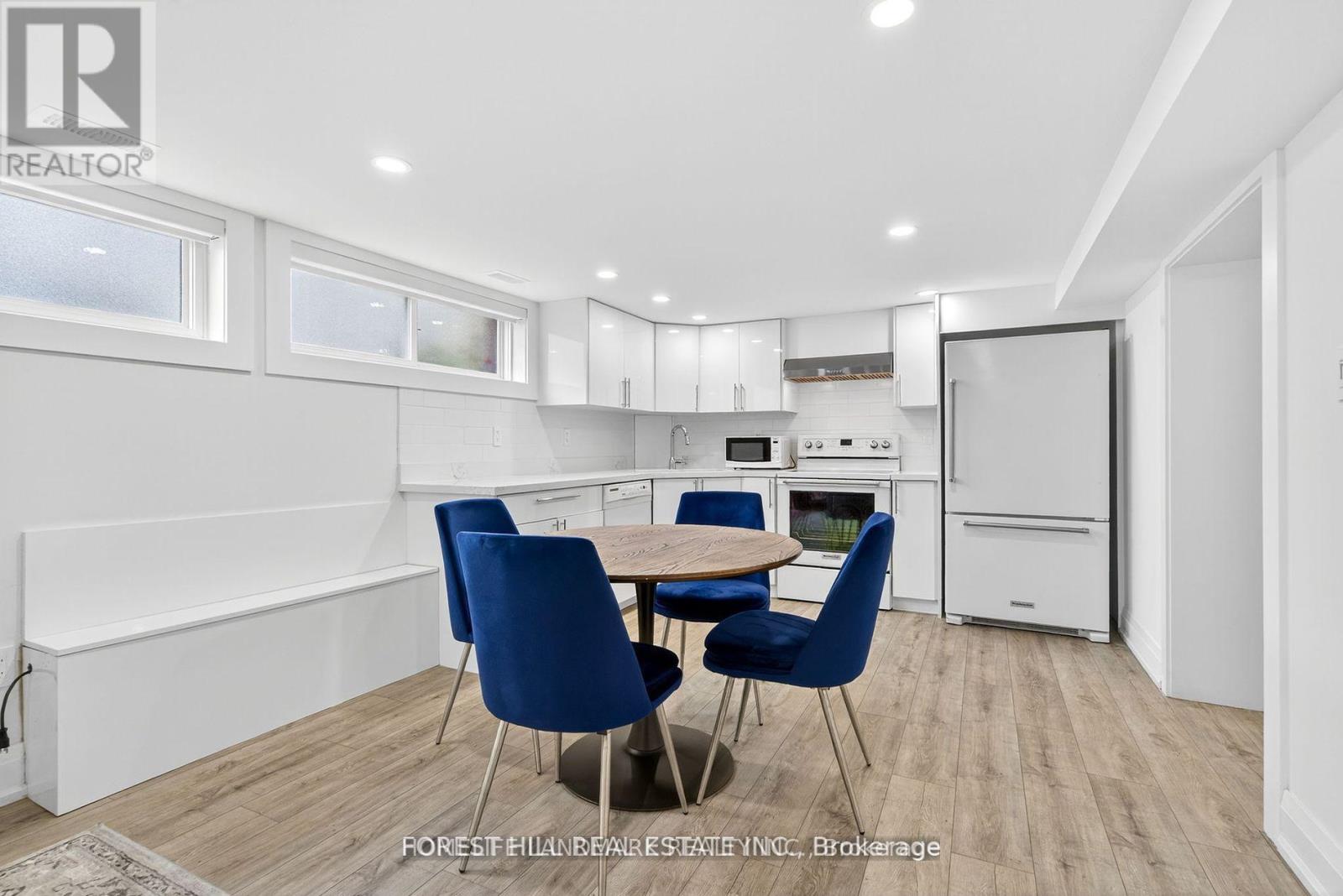 9 Tadcaster Place, Toronto, Ontario  M3B 1G6 - Photo 13 - C12641936