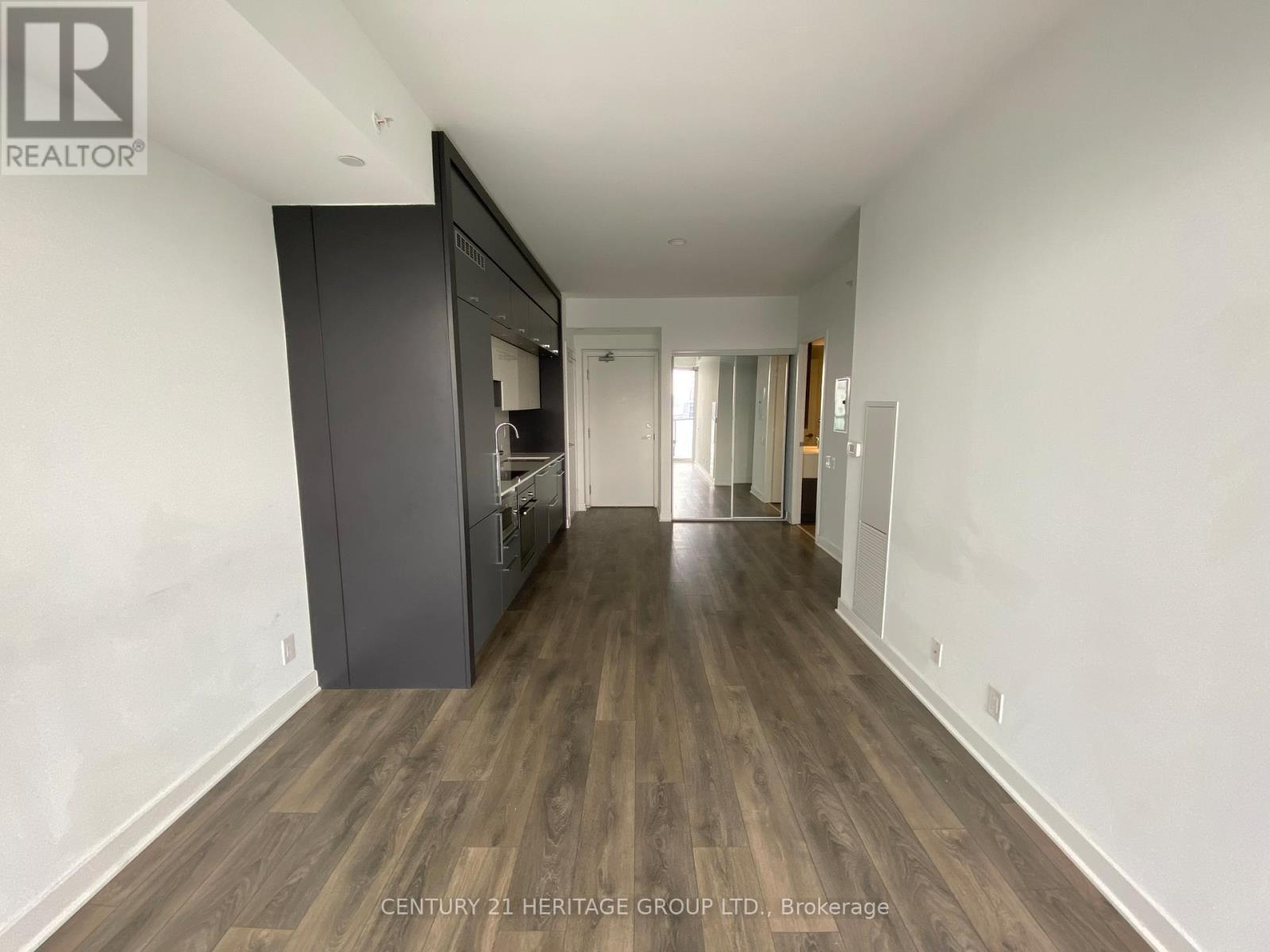 4802 - 15 Grenville Street, Toronto, Ontario  M4Y 0B9 - Photo 6 - C12641962