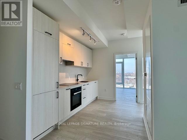 1719 - 1 Quarrington Lane, Toronto, Ontario  M3C 0S4 - Photo 18 - C12641972