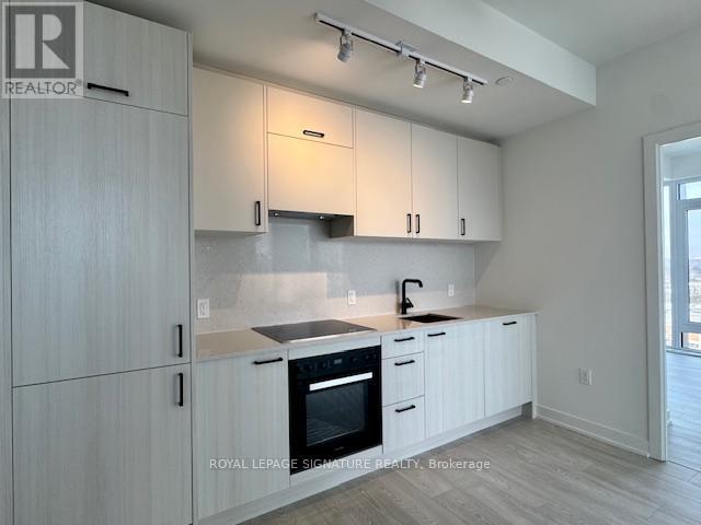 1719 - 1 Quarrington Lane, Toronto, Ontario  M3C 0S4 - Photo 19 - C12641972