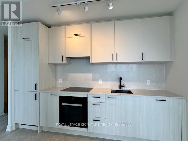 1719 - 1 Quarrington Lane, Toronto, Ontario  M3C 0S4 - Photo 20 - C12641972