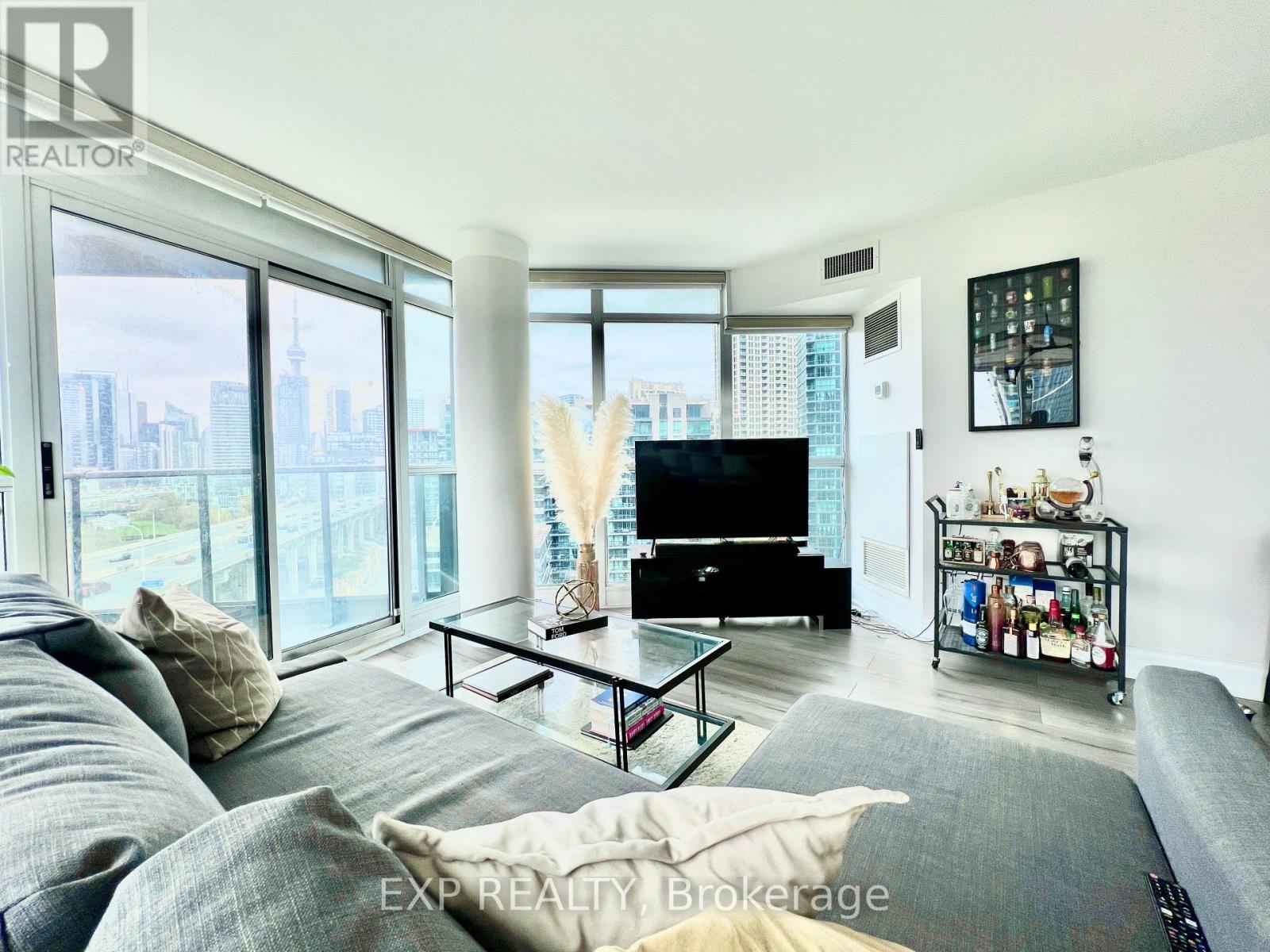 1309 - 231 Fort York Boulevard, Toronto, Ontario  M5V 1B2 - Photo 3 - C12641976