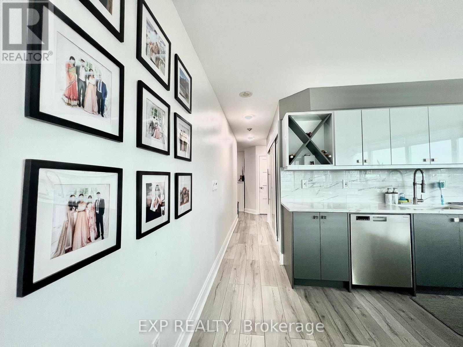 1309 - 231 Fort York Boulevard, Toronto, Ontario  M5V 1B2 - Photo 8 - C12641976