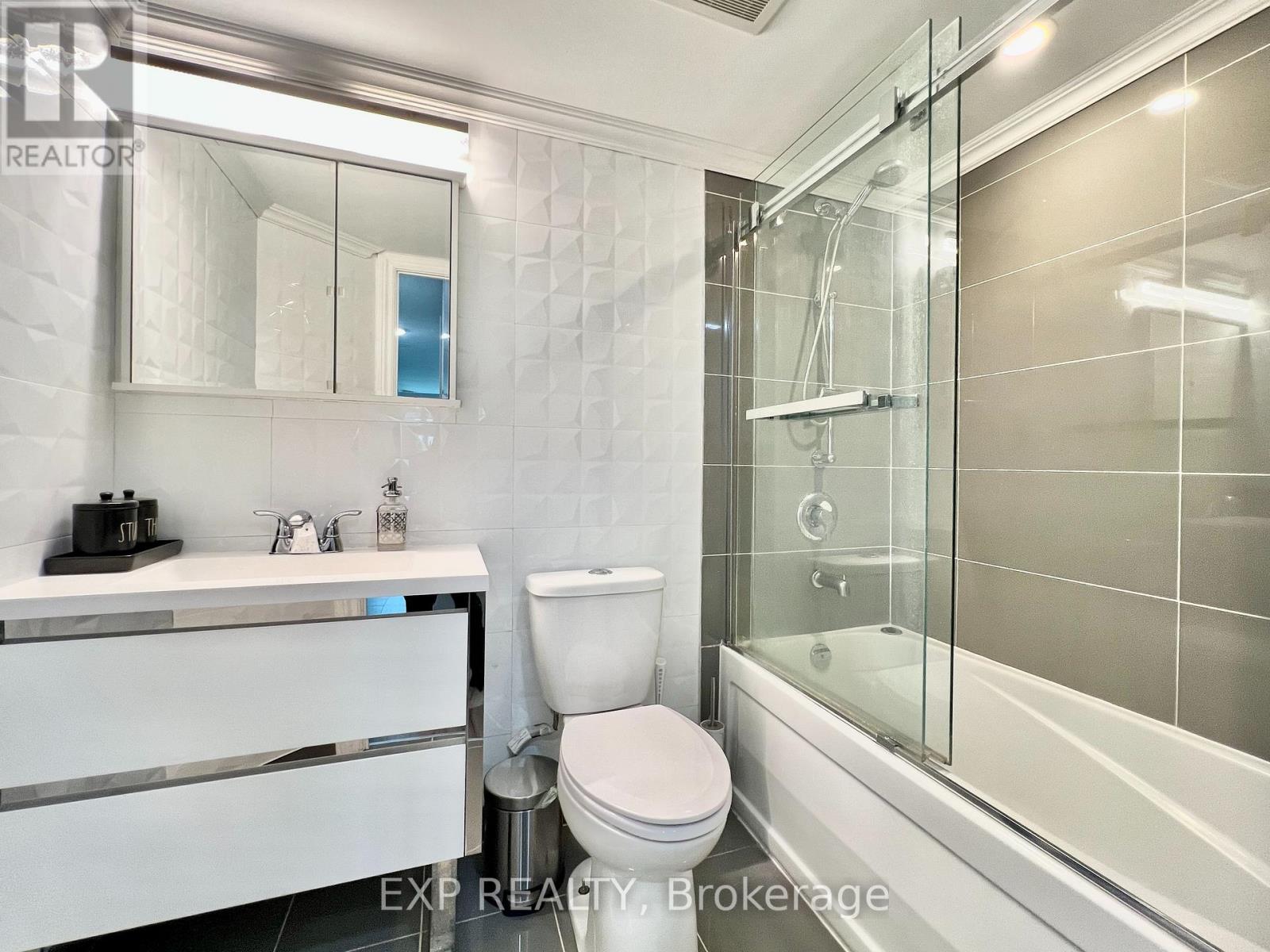 1309 - 231 Fort York Boulevard, Toronto, Ontario  M5V 1B2 - Photo 9 - C12641976