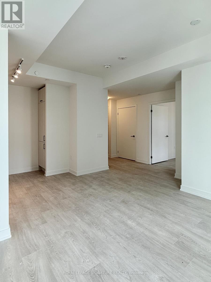 1811 - 1 Quarrington Lane, Toronto, Ontario  M3C 0S4 - Photo 6 - C12641978