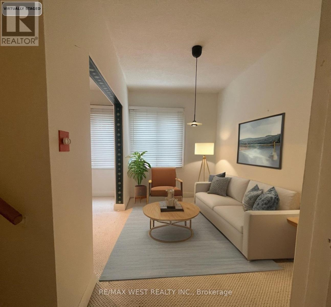 1813 Gerrard Street E, Toronto, Ontario  M4L 2B6 - Photo 2 - E12641918