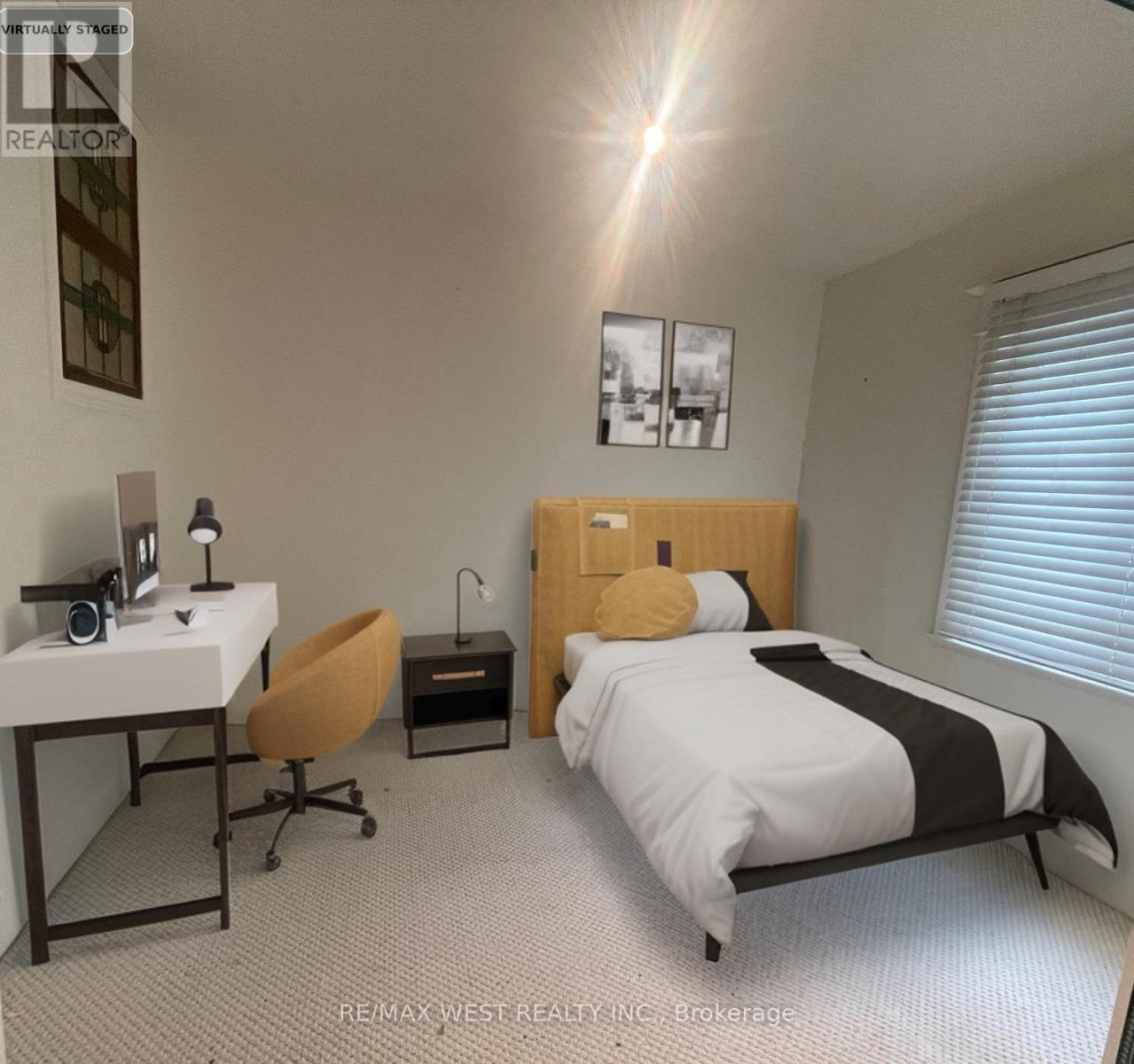 1813 Gerrard Street E, Toronto, Ontario  M4L 2B6 - Photo 3 - E12641918