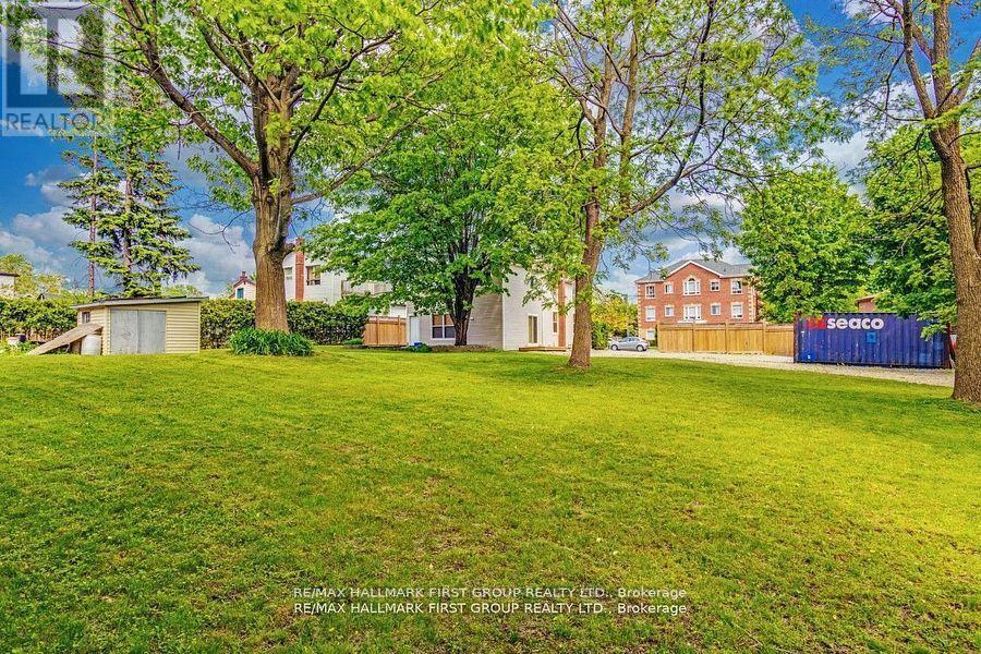 Main & 2nd Level - 26 Whiting Avenue, Oshawa, Ontario  L1H 3T3 - Photo 12 - E12641938