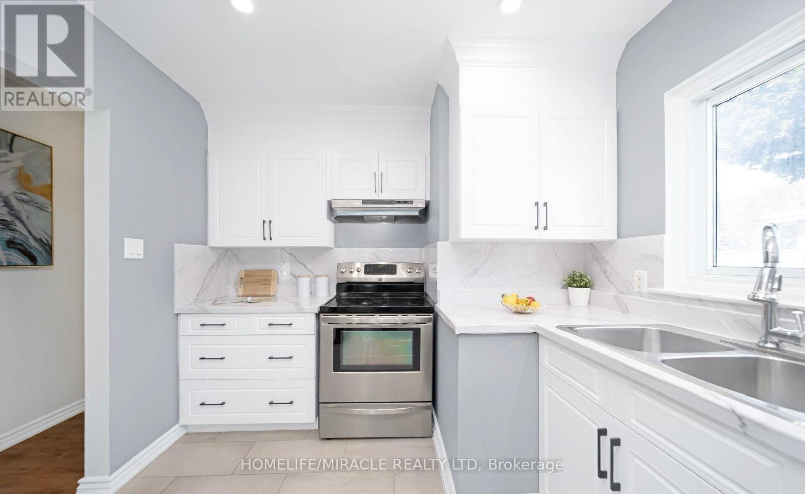 860 Liverpool Road, Pickering, Ontario  L1W 1S4 - Photo 12 - E12641940