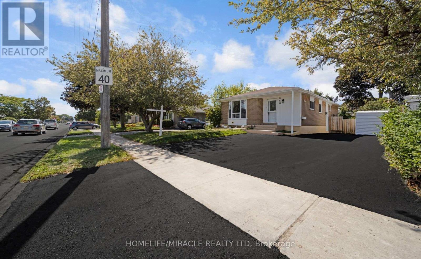 860 Liverpool Road, Pickering, Ontario  L1W 1S4 - Photo 2 - E12641940