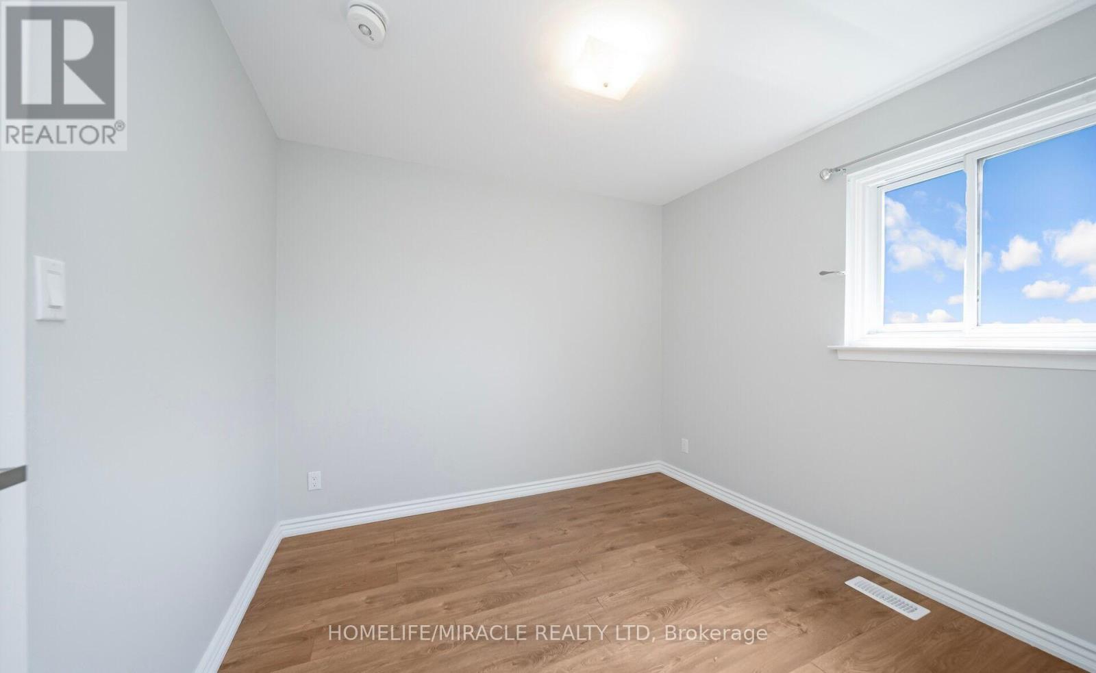 860 Liverpool Road, Pickering, Ontario  L1W 1S4 - Photo 21 - E12641940