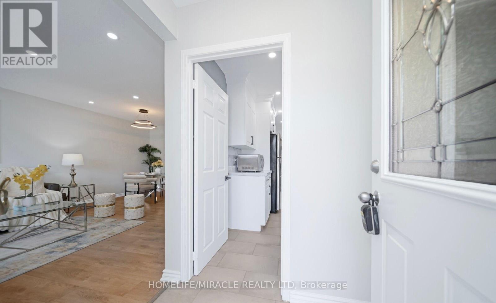 860 Liverpool Road, Pickering, Ontario  L1W 1S4 - Photo 5 - E12641940