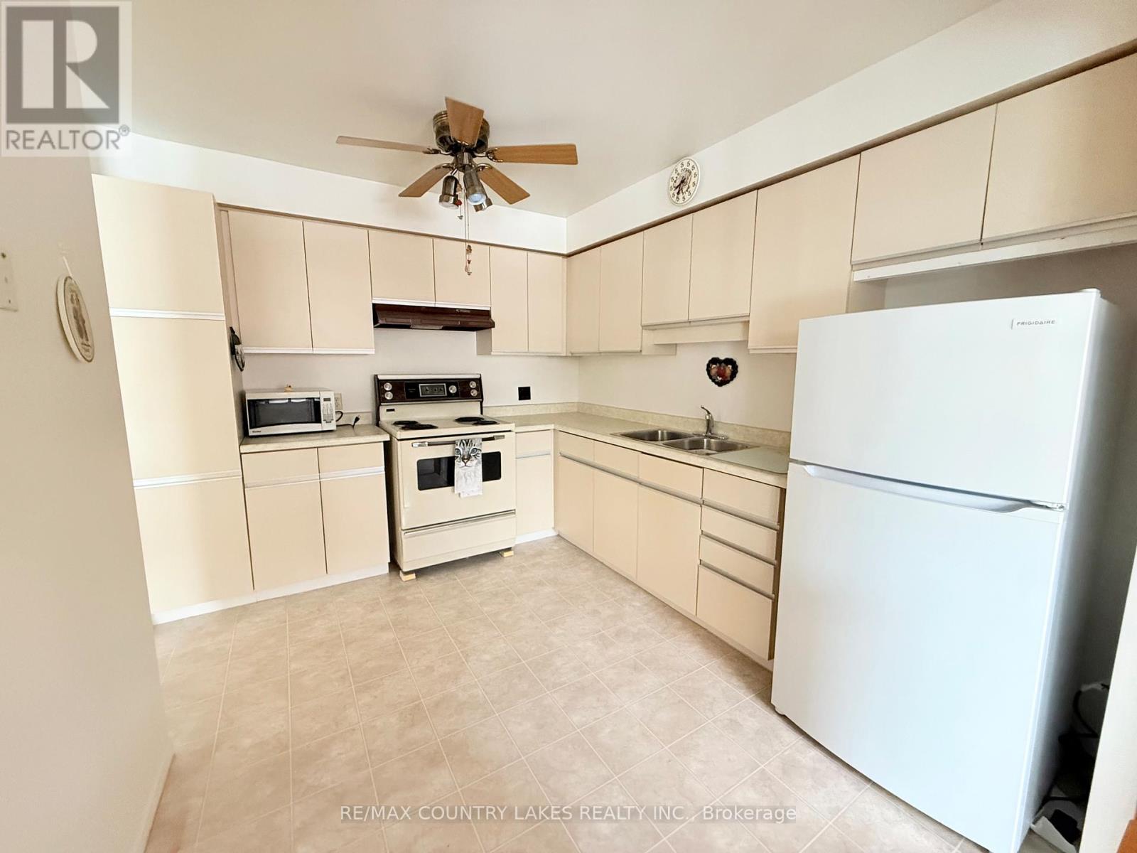 25 - 433 May Street, Brock, Ontario  L0K 1A0 - Photo 8 - N12641914