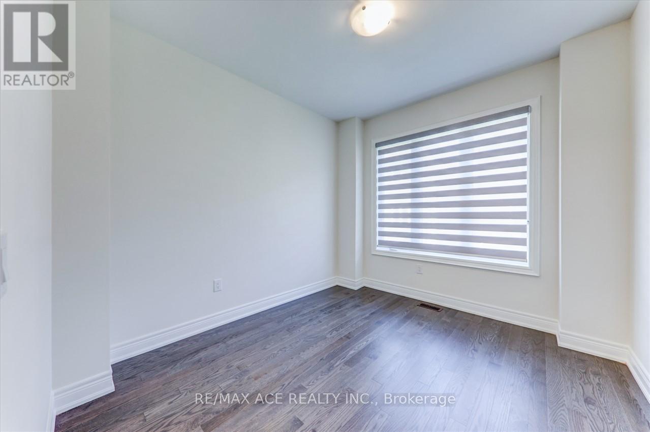 14 Hitching Post Road, Georgina, Ontario  L4P 0H9 - Photo 15 - N12641924