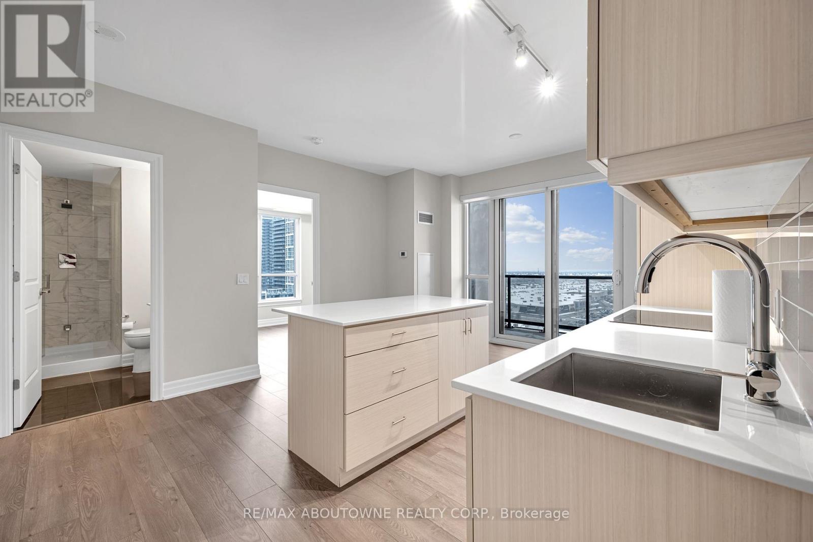 1609 - 9085 Jane Street, Vaughan, Ontario  L6A 4J3 - Photo 10 - N12641948