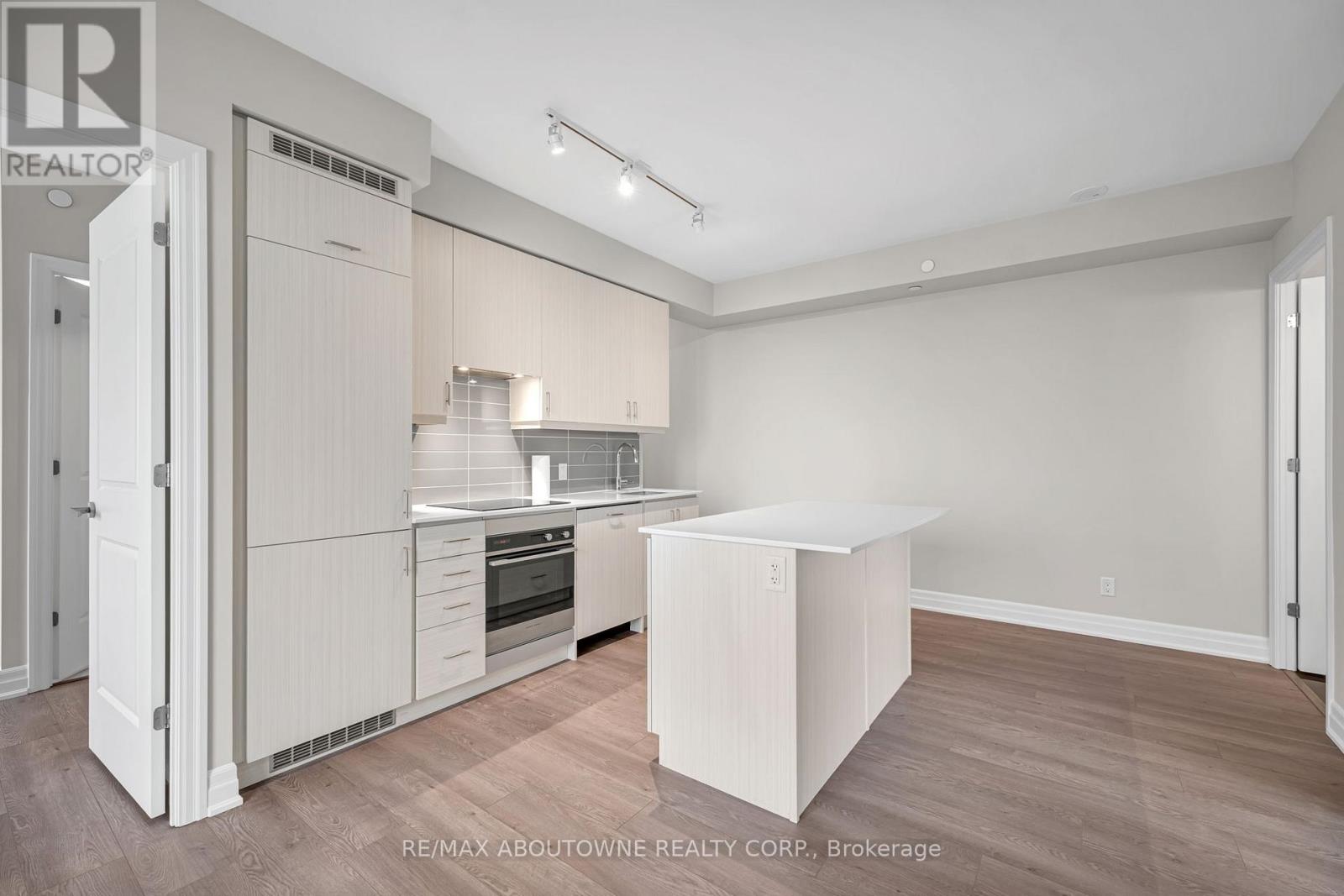 1609 - 9085 Jane Street, Vaughan, Ontario  L6A 4J3 - Photo 16 - N12641948