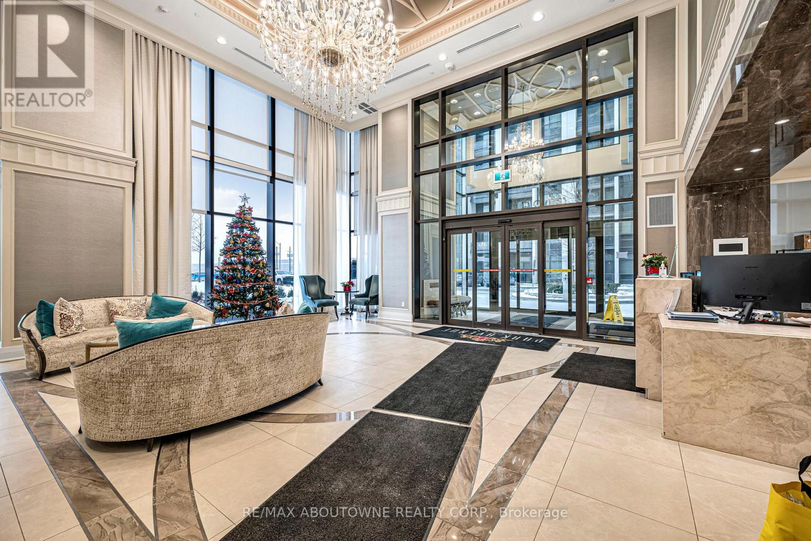 1609 - 9085 Jane Street, Vaughan, Ontario  L6A 4J3 - Photo 3 - N12641948