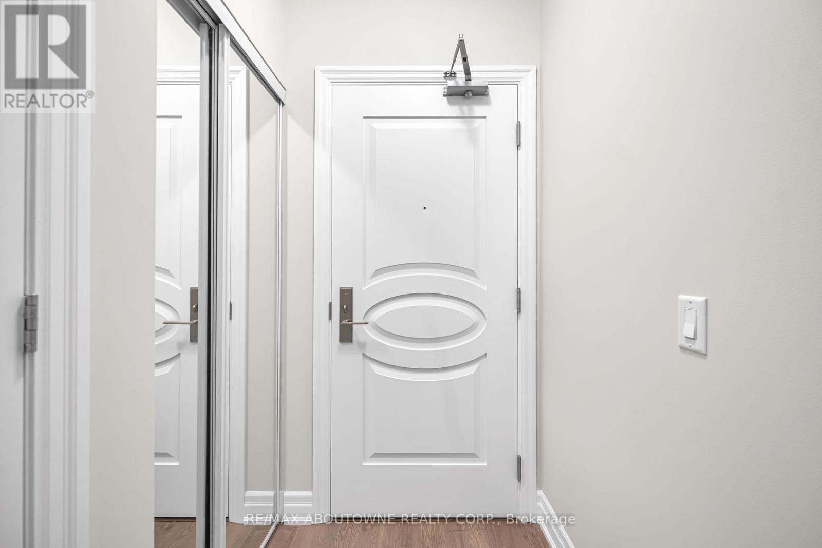 1609 - 9085 Jane Street, Vaughan, Ontario  L6A 4J3 - Photo 7 - N12641948