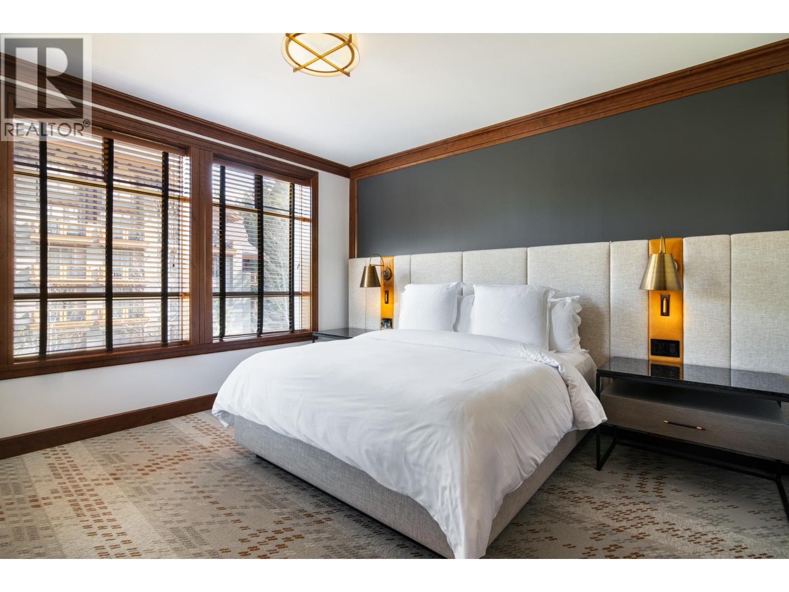 511/512 4591 Blackcomb Way, Whistler, British Columbia  V8E 0Y4 - Photo 9 - R2984904