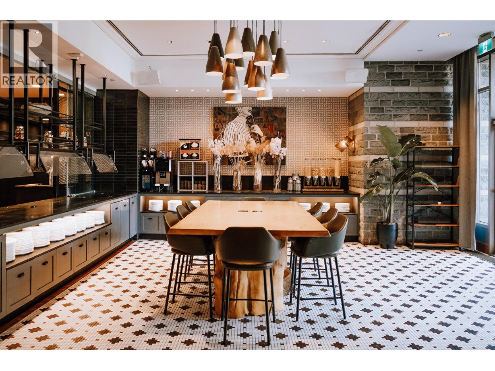 511/512 4591 Blackcomb Way, Whistler, British Columbia  V8E 0Y4 - Photo 29 - R2984904