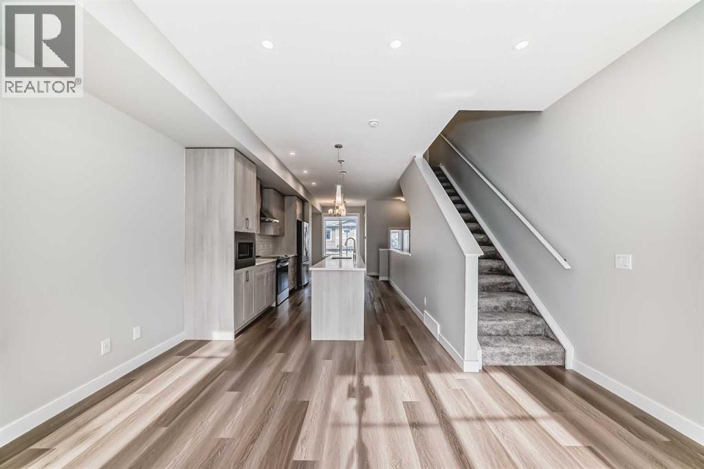 710 Sage Hill Grove Nw, Calgary, Alberta  T3R 2A2 - Photo 7 - A2261479