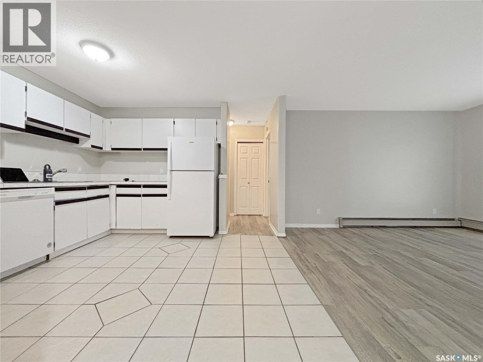 B03 245 Kingsmere Boulevard, Saskatoon, Saskatchewan  S7J 4J6 - Photo 3 - SK025789