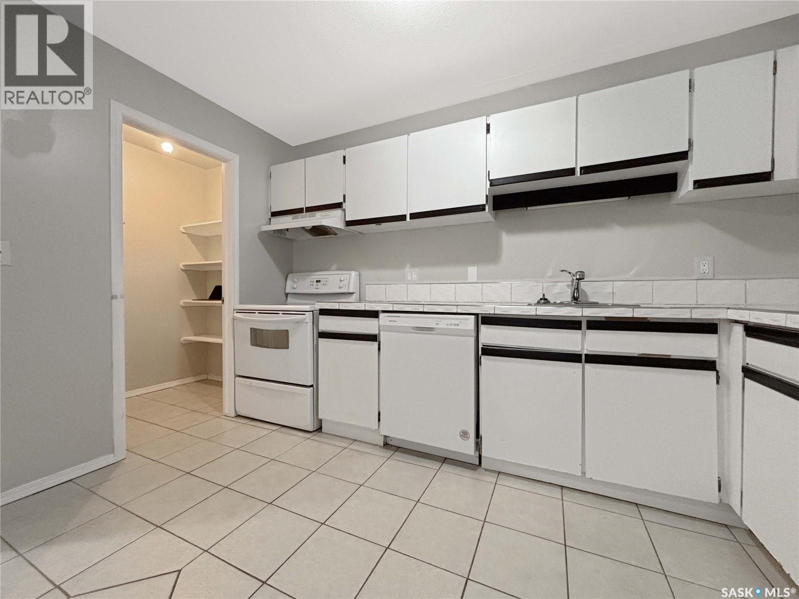 B03 245 Kingsmere Boulevard, Saskatoon, Saskatchewan  S7J 4J6 - Photo 5 - SK025789