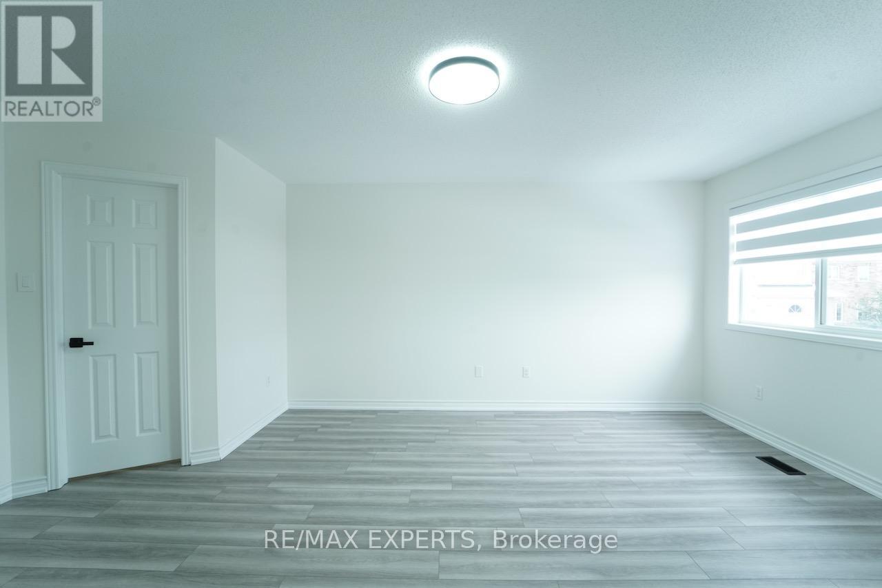 64 Peppertree Lane, Whitchurch-Stouffville, Ontario  L4A 0M8 - Photo 25 - N12641520