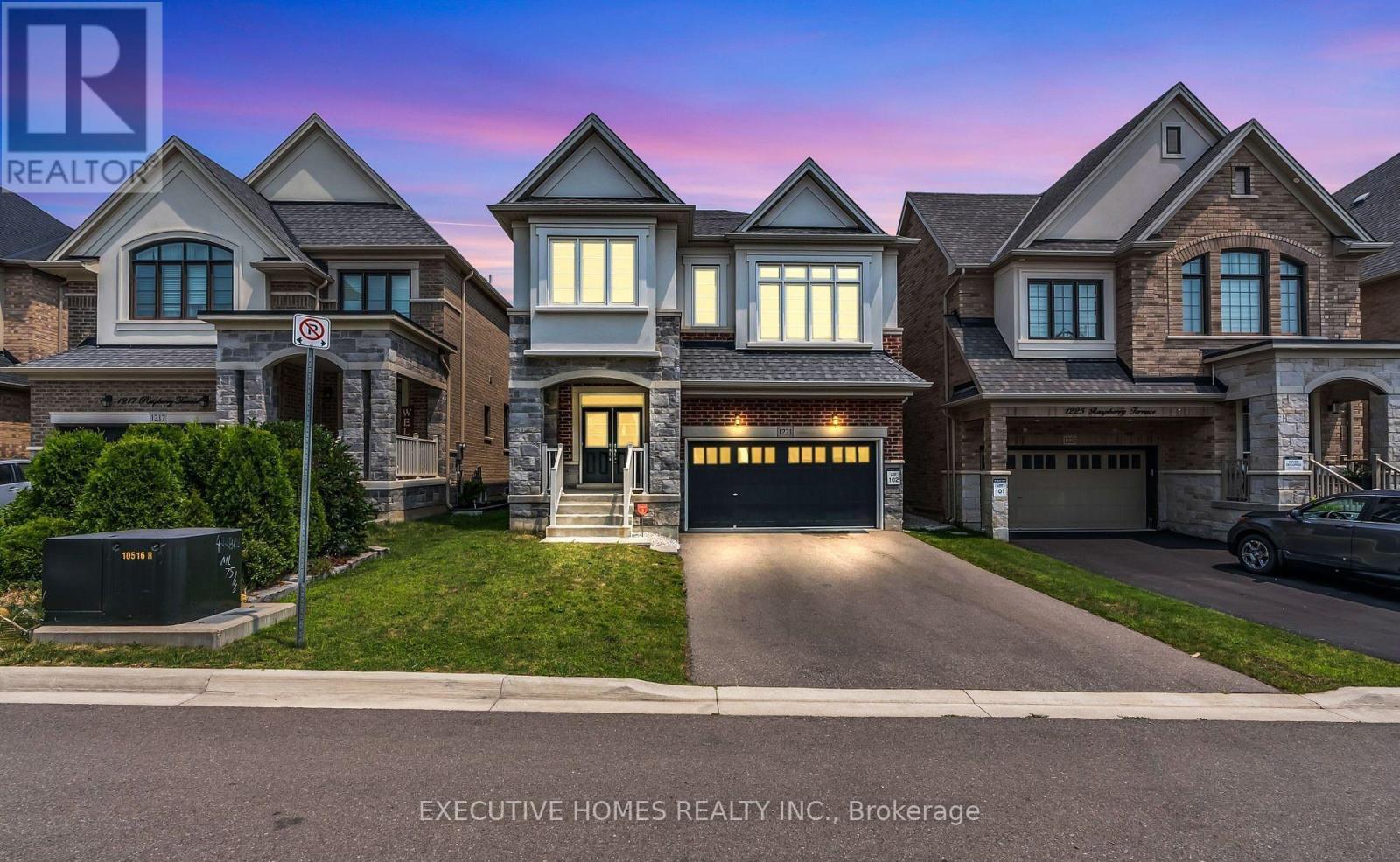 1221 Raspberry Terrace, Milton, Ontario  L9T 2X5 - Photo 2 - W12641946